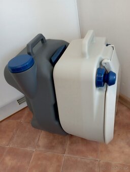 Chemická toaleta - 6