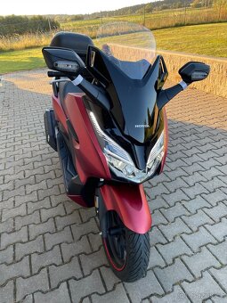 Honda Forza 125 07/2019 první majitel - 6