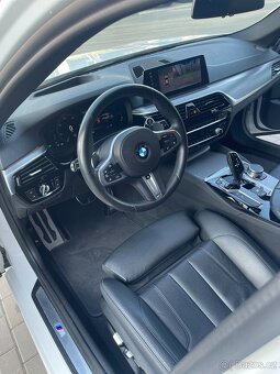 BMW G30/31 LCI - 6