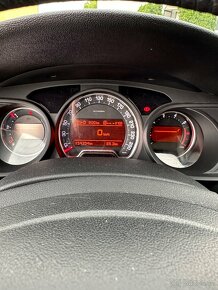 Citroën C5 kombi, 1,6 thp benzín 2010 - 6