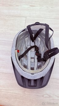 Helma na kolo uvex - 6