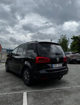 Volkswagen Touran 2.0 TDI 103 kW MATCH - 6