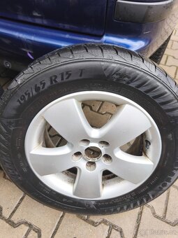 Prodám alu 5x100 R15 original seat leon - 6