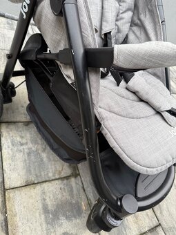 Sportovni kocarek s prislusenstvim + autosedacka - 6