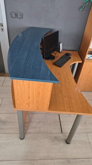 Kancelářský nábytek - 6