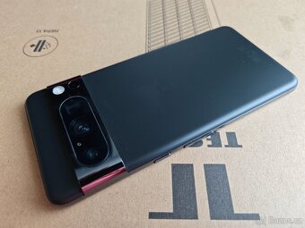 Google Pixel 8 pro 256gb, hromada krytu. - 6