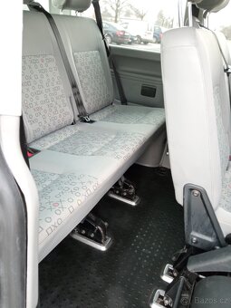 Volkswagen caravelle 1,9 TDi; 9 míst - 6