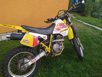 suzuki DR350 - 6