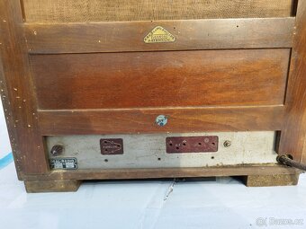 Rádio Philips - 6