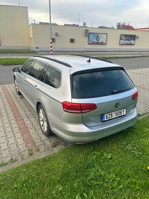 Volkswagen Passat 2.0TDI 110kw - 6