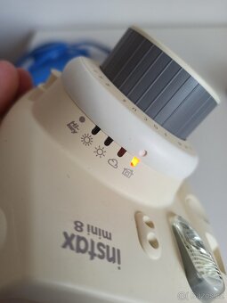 Polaroid Instax 8 mini + náplně - 6