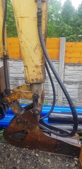 Caterpillar 428B - 6