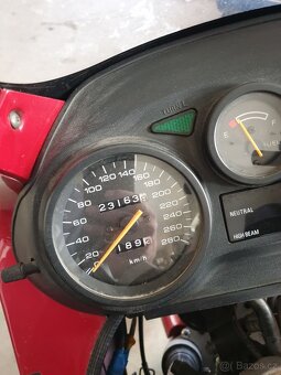 Suzuki Gsxr 750 - 6