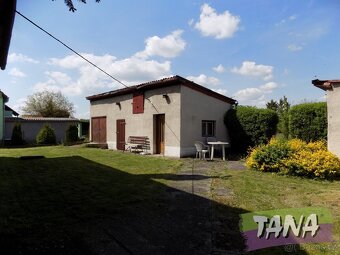 Prodej samostatně stojícího RD o dispozici 4+1 s vedlejšími  - 6