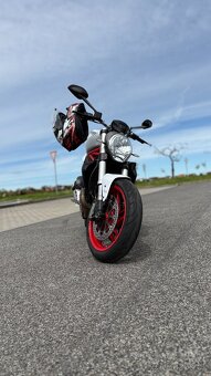 Ducati Monster 821 - 6
