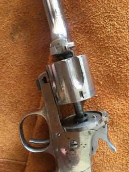 revolver - 6