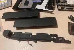 Zbytky HP notebooku - 6