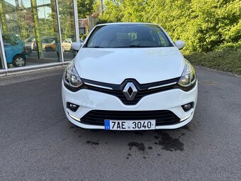 Renault Clio - 6