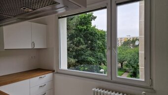 Krásný, prostorný 2+1 s lodžií, po rekonstrukci - 6
