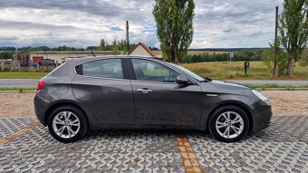 Alfa Romeo Giulietta spotřeba 4,4L na 100Km - 6