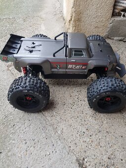 ARRMA OUTCAST 6s blx - 6