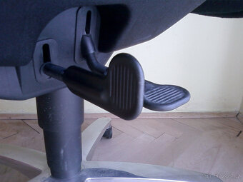 Kancelářské křeslo zn. Dauphin, chrom, černé čalounění - 6