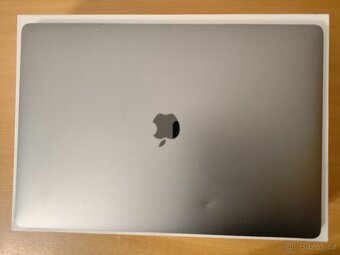 MacBook Pro 2019 A1990 – i7 / 16 / 256 - 6