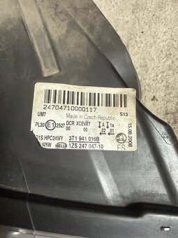 Pravý bi-xenon Škoda Superb 2 - 6