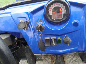 Polaris RZR 800 4míst - 6