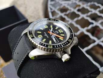 Momentum Sea Quartz 30 - 6