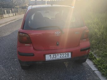 Toyota yaris - 6