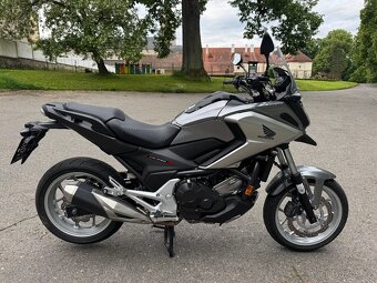 Honda NC750X 2016 - 6