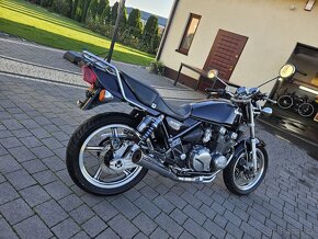 Kawasaki 550 Zephyr - 6
