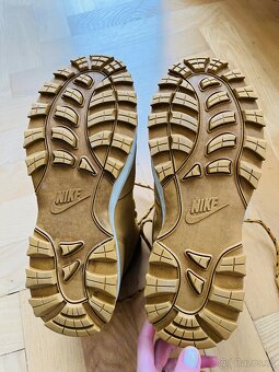 Nike Manoa šněrovací boty UNISEX Vel.40,5 - 6