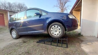 Nájezdy servisní nájezdové rampy na auto 134x35x28 - 6