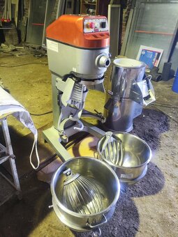 SPAR mixer 40 a Škrabka VARES ŠKBZ 12 - 6