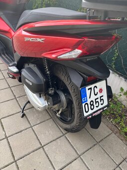 Skútr Honda PCX 125 - 6