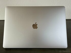 MacBook Pro 16" 2019 Silver i7 / 500GB SSD - 6