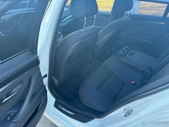 BMW 520 xDrive AT - 6
