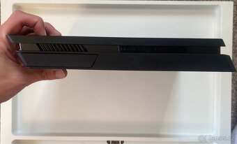 Playstation 4 Slim 500 GB - Perfektní stav - 6