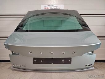 Octavia IV -dveře boční,kufrové, zadní nárazník, zrcátka,F7W - 6