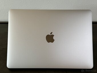 MacBook Pro 13" 2020 512GB / i5 / 16GB / Silver - 6