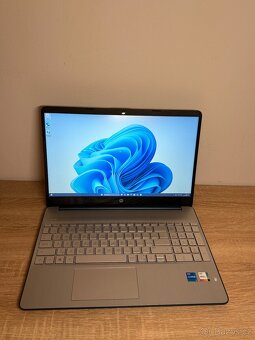 HP Laptop 15s-fq5xxx– Intel i5 / 16 GB RAM / 1 TB SSD - 6