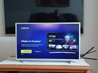 Smart TV Philips 32PFS5823 - úhlopříčka 81cm,Wi-Fi, DVBT2 - 6