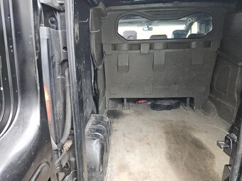 Opel vivaro 1.9 cdti 74kw r.v 2006 5mist - 6