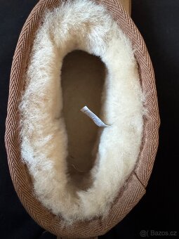 UGG BOTY - 6