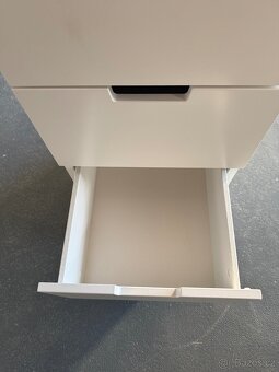 IKEA Nordli - Komoda se 4 zásuvkami, bílá, 40x99x47 cm - 6
