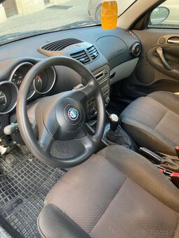 Alfa romeo 147 - 6
