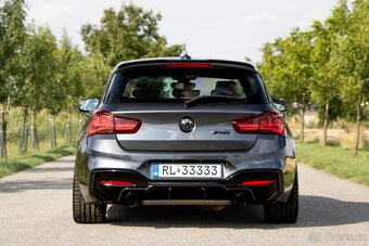 BMW Rad 1 M 140i xDrive Shadow A/T 2018 - 6