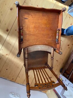 Starožitná dětská židlička - 6